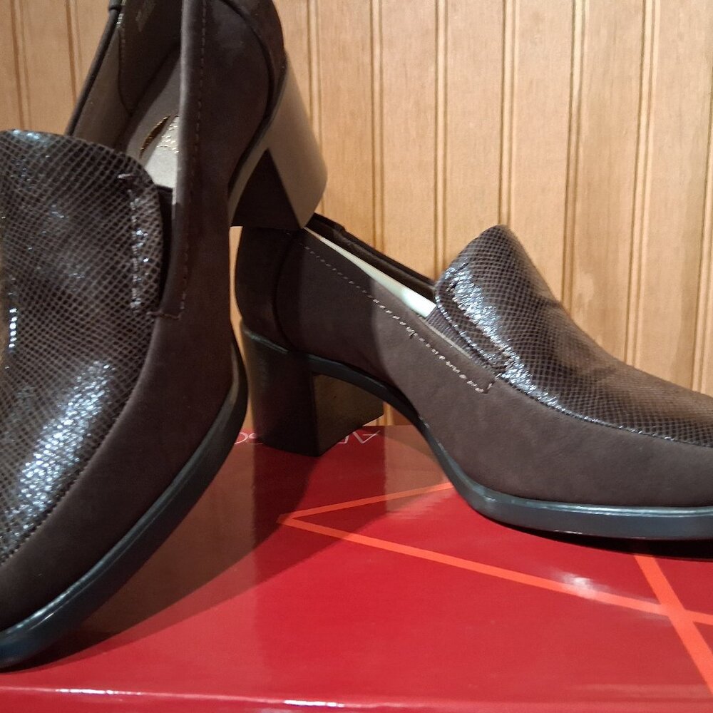 Aeroseles Hearthrob Memory Foam Comfort Shoes